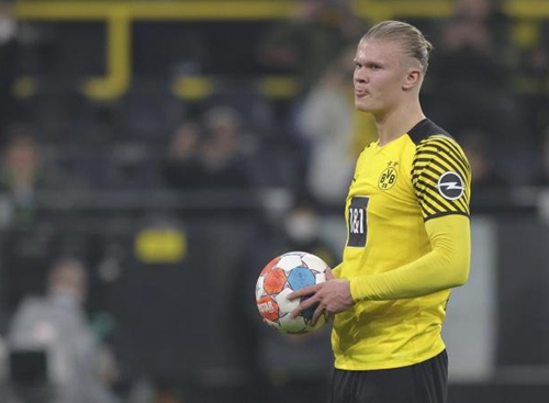 [中超]冯博轩右侧送传中 法比奥反弹球入网