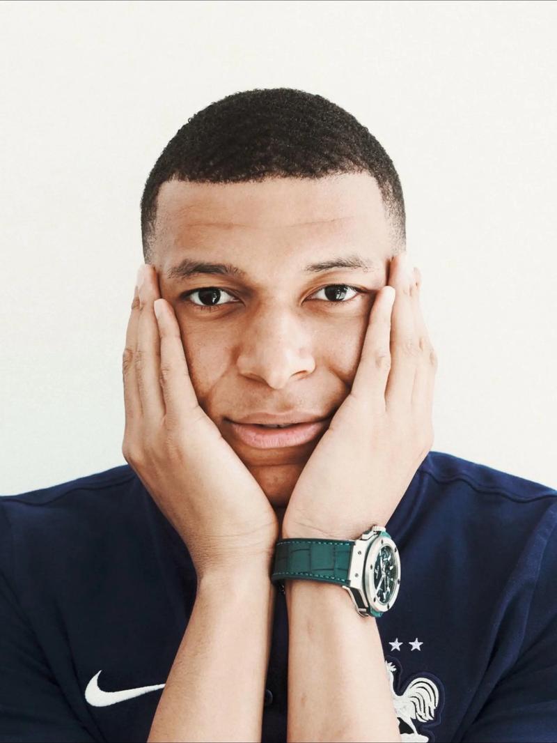 [德甲]吉滕斯边路一条龙突破 小角度劲射破门