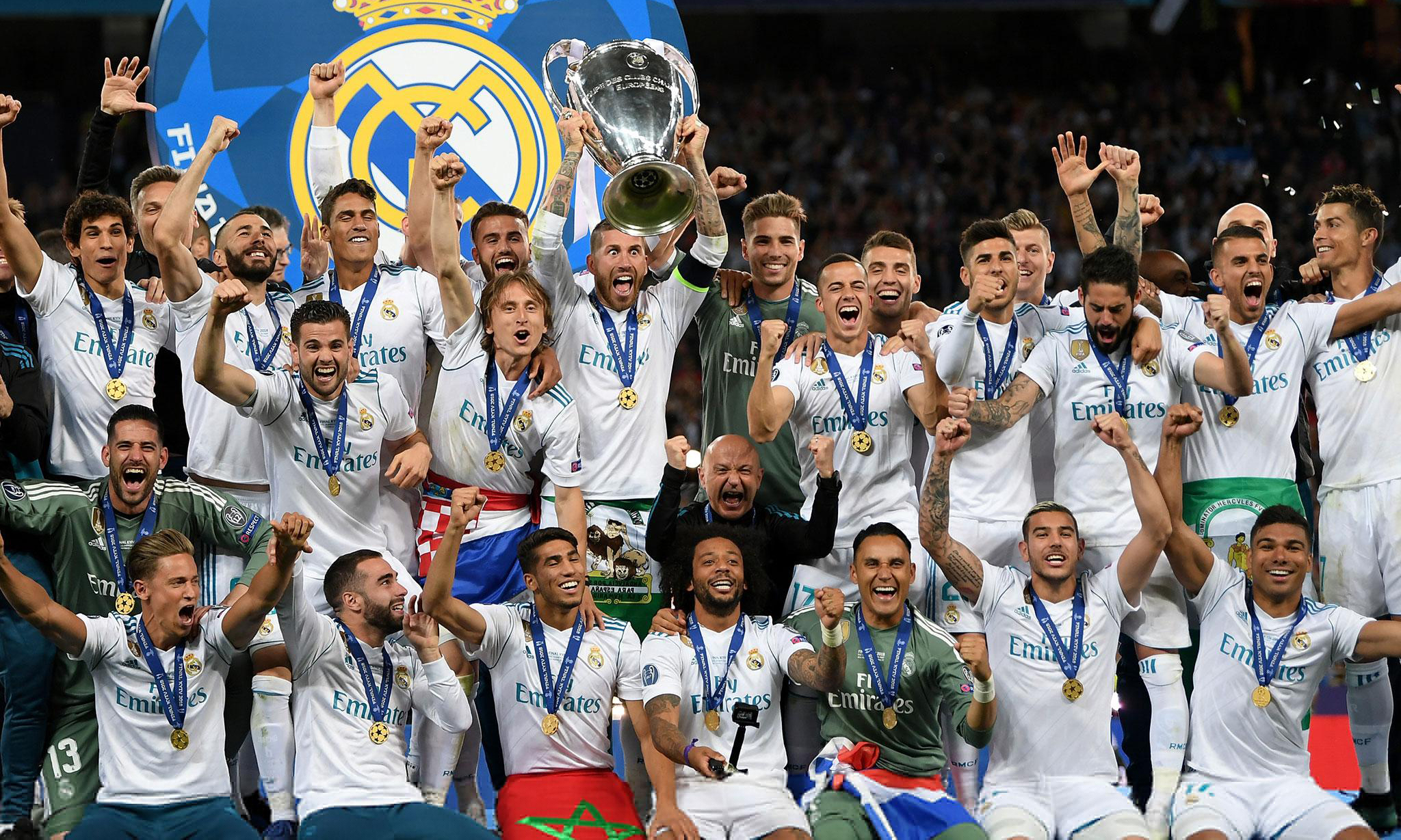 雷蛇公布联动EVA二号机新品外设 赤红之力释放