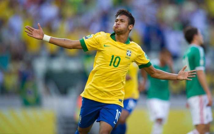 [中超]海港击败申花 赢下上海德比