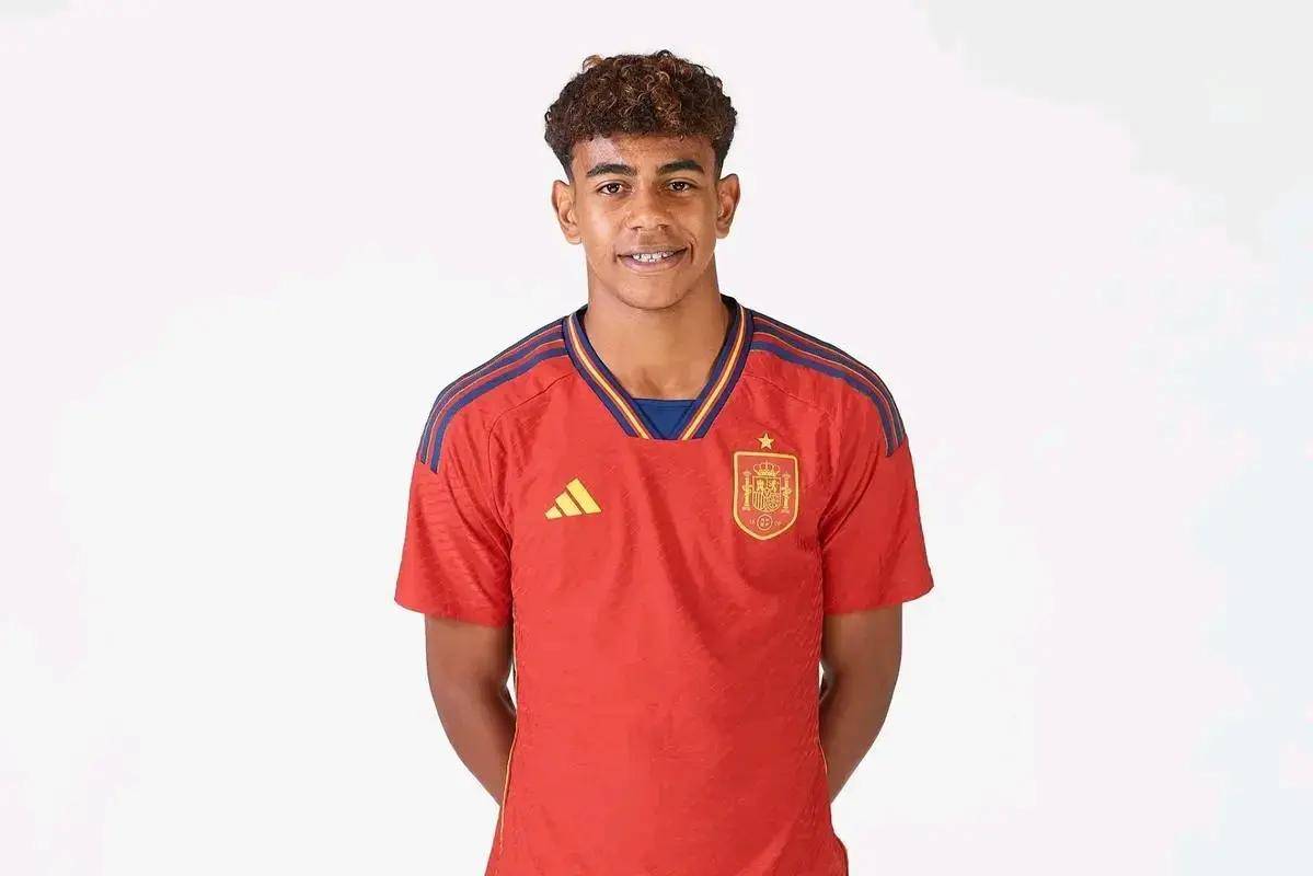 陶德解释《辐射》为何特别：一边核爆炸 另一边在讲荤段子